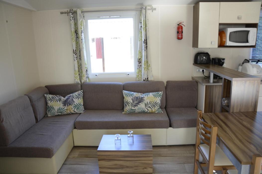 Mobilhome 6/8 Personnes 3Ch La Reserve **** Gastes Esterno foto